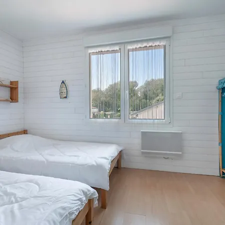 Holiday home Vue Mer, A 50m, Maison Pour 4 La Plaine-sur-Mer